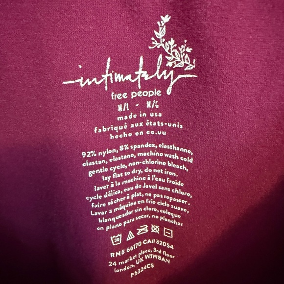 Intimately by Free People Plum Short Sleeve Crop Top size M/L - Picture 2 of 6